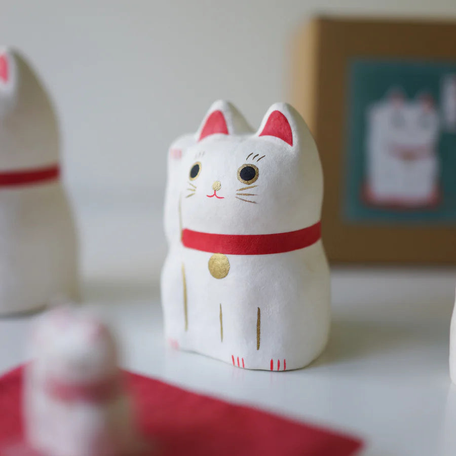 Japanese Paper Dolls Fortune Cat - White