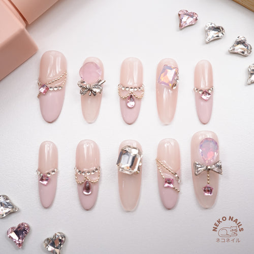 Press on nails False Nails Nails Salon Quality
