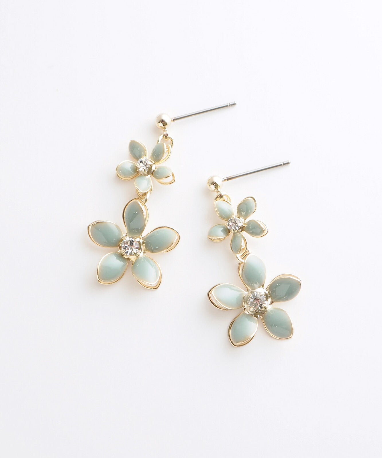 Pierced Earrings Titanium Post Resin Flower - Blue