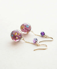 Swinging glass bead earrings - Purple