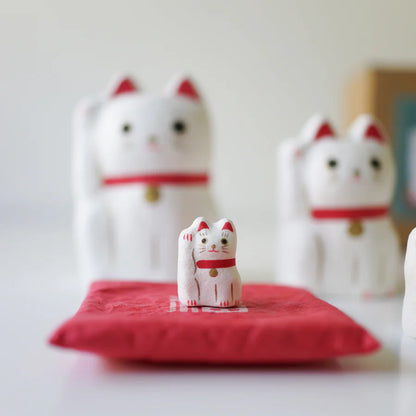 Japanese Paper Dolls Fortune Cat - White